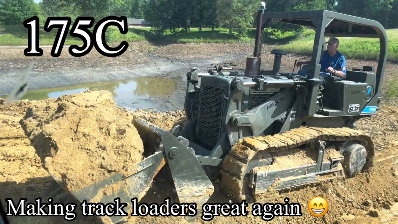 Day 3 pond build fun on the homestead testing out the IH 175C track loader and more 