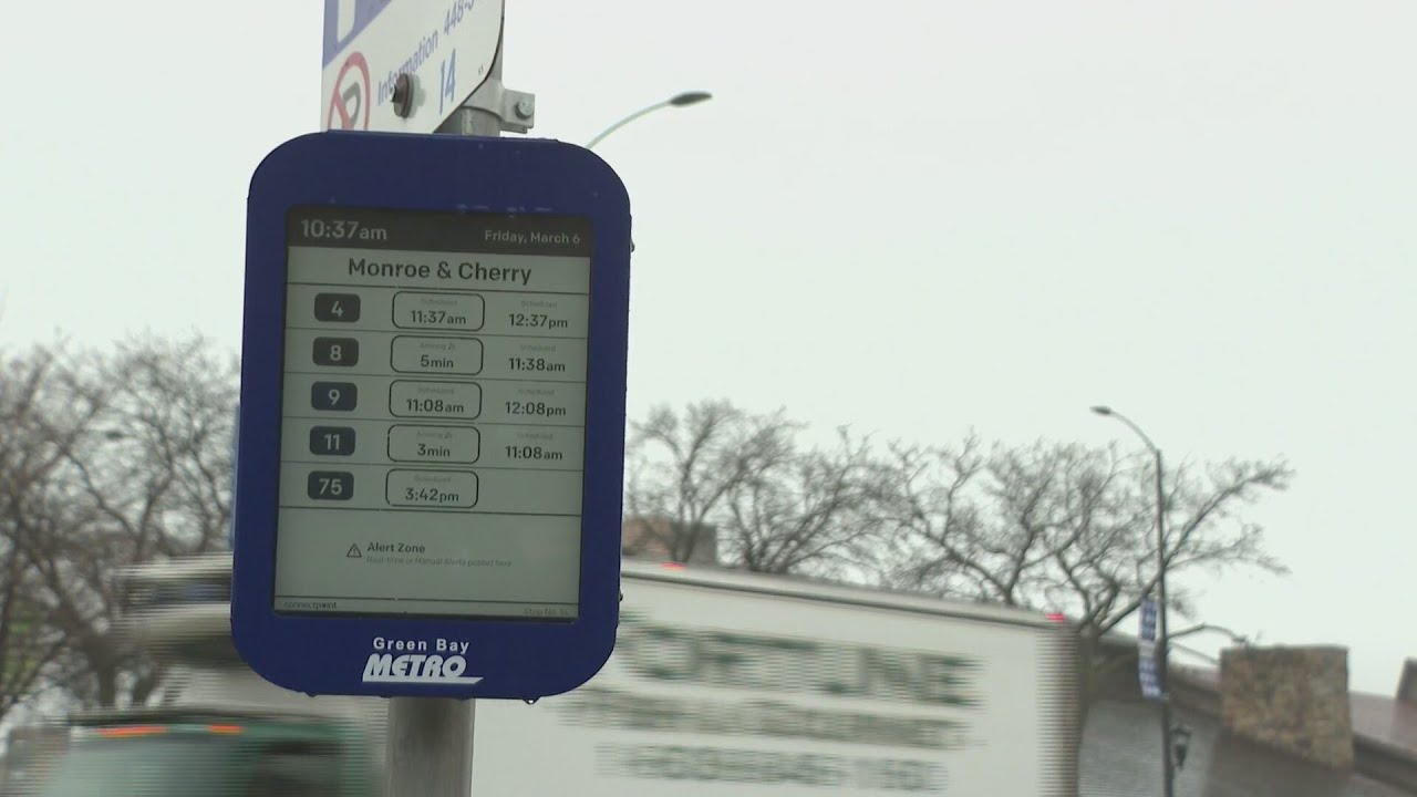 New solar powered digital signs installed for GB Metro stops