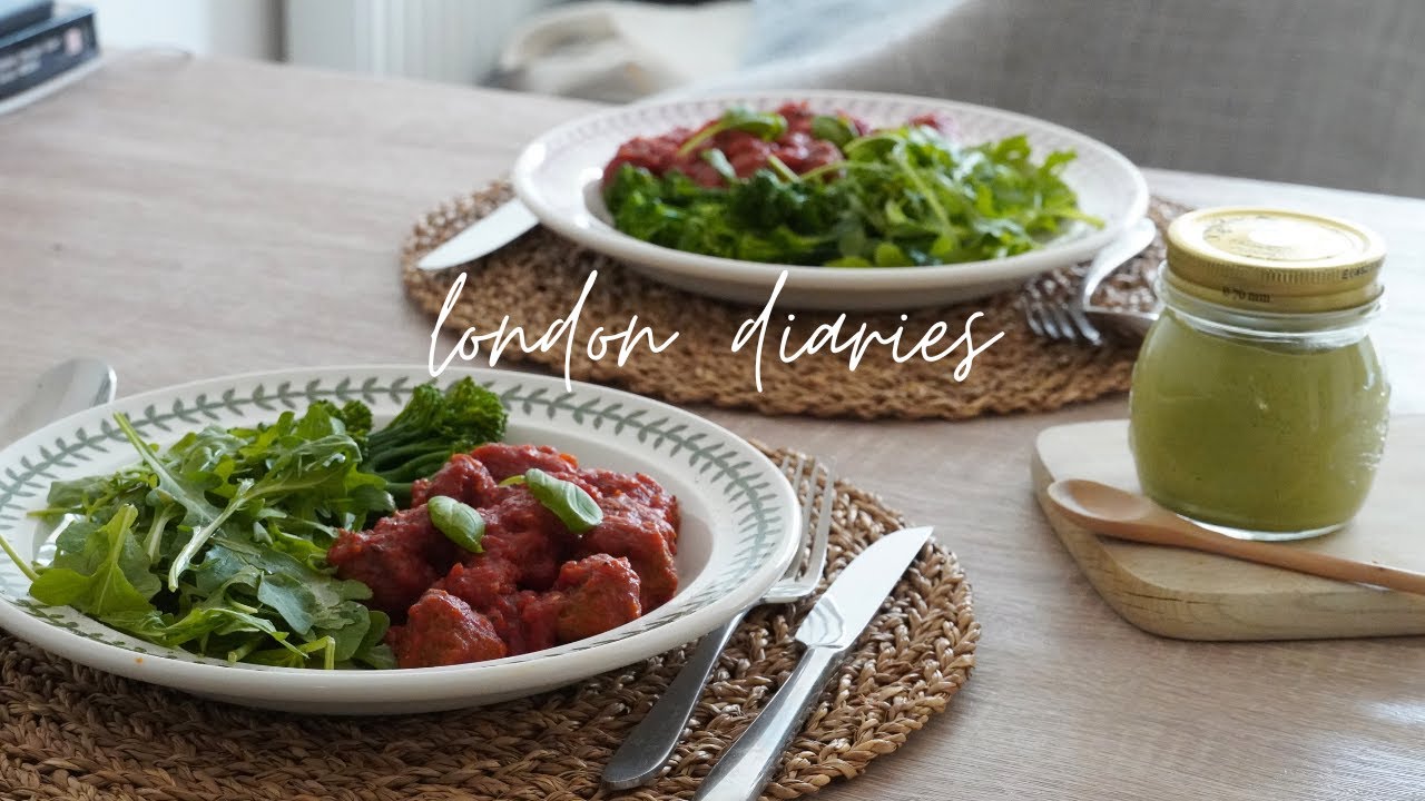 London Diaries | a raining day in London with homemade pesto & meatballs