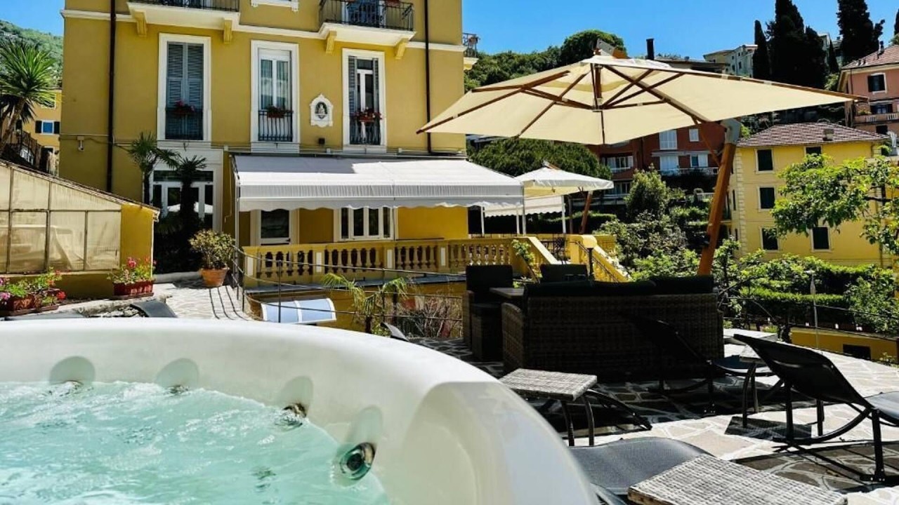 Hotiday Room Collection - Rapallo, Italy | Travel With Divya