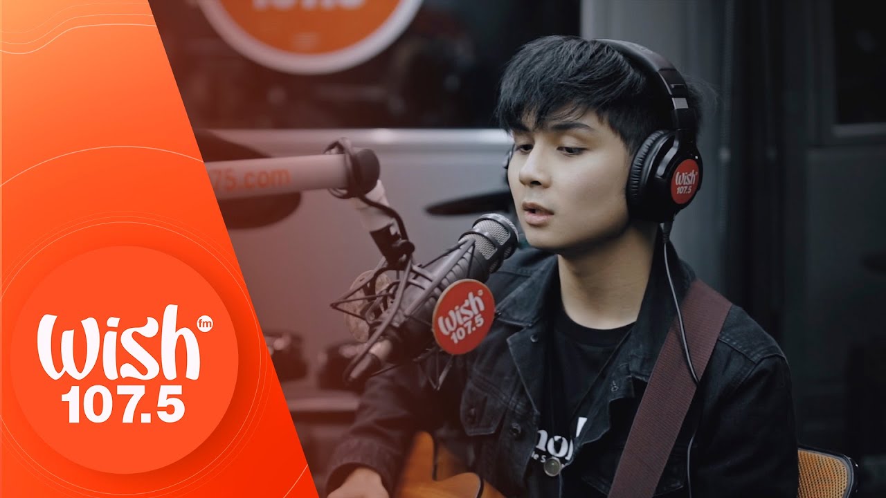 Ryle Santiago performs “Iniismol” LIVE on Wish 107.5 Bus