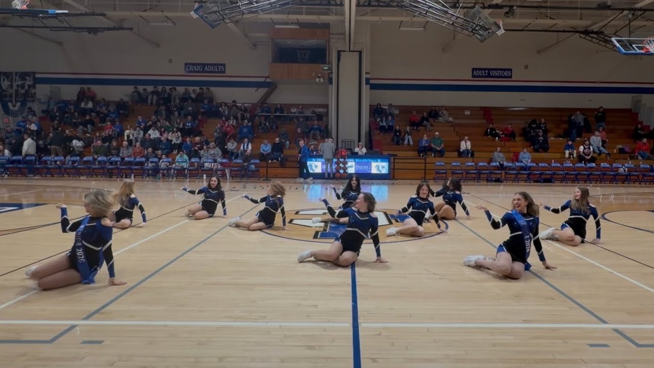 Craig Varsity Poms Senior Night 25-26