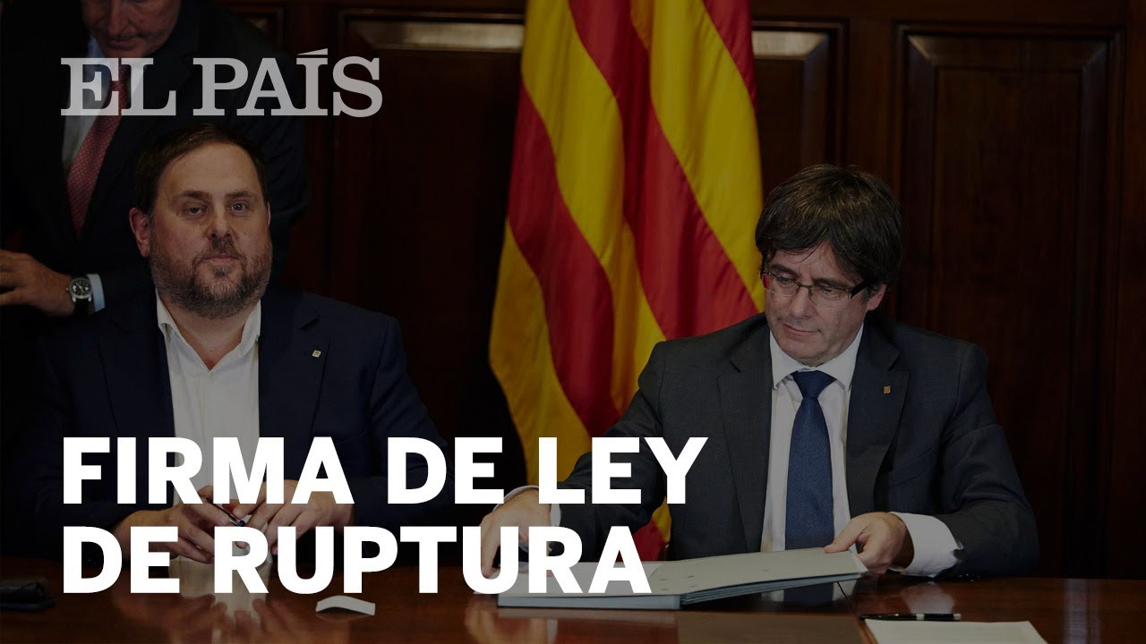 El Gobierno catalán firma en pleno la ley del referéndum