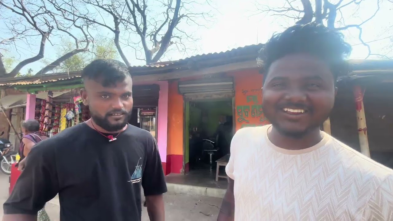 Kn  khaega Odisha ka famous dahibada aludam🤗😂 || please support my channel #odiavolg #youtube #vlog 