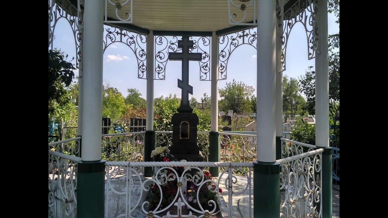 Караганда.  Старое Михайловское кладбище.