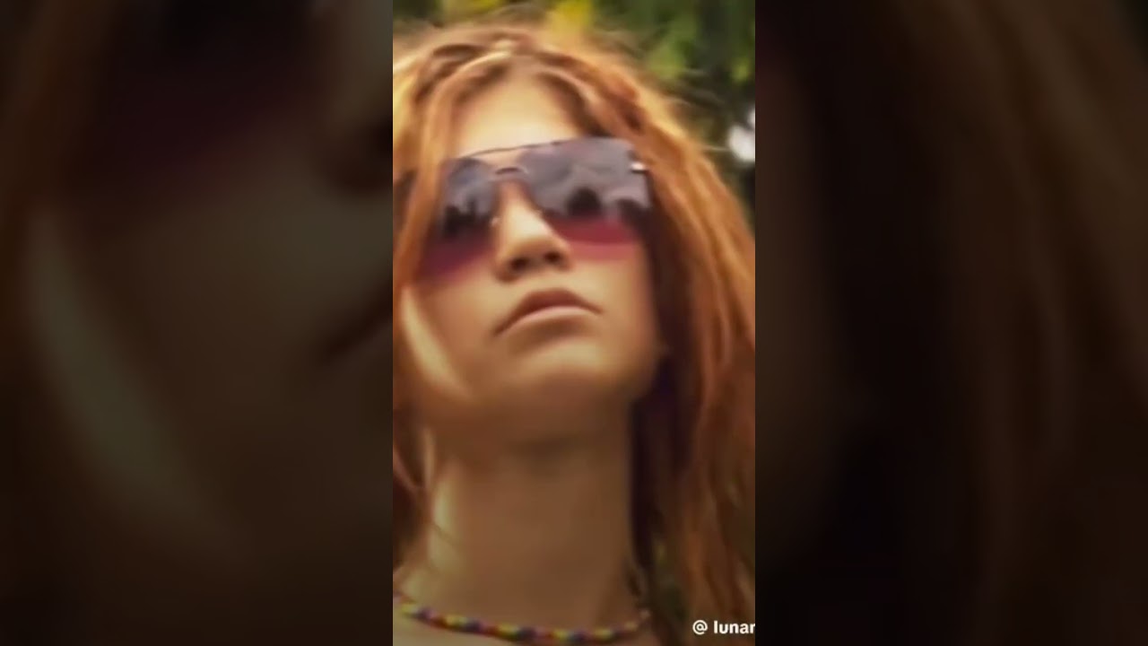 holii soy nueva voy a ser videos de Rebelde Way, y quiero que me apoyen... 💗