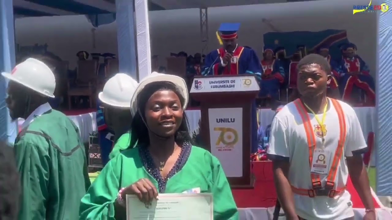 COLLATION DES GRADES ACADEMIQUES  DES BACHELIERS EDITION 2024 2025