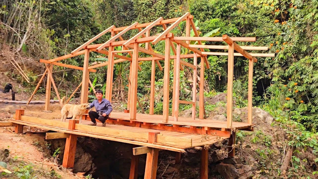 The man left the city and returned to his hometown to build a house and a farm.