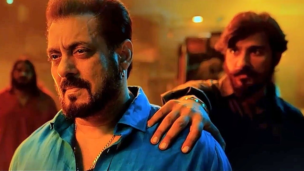 علشان اتكلم معاه بحترام عايز يضربه غلبان ميعرفش ان مخه تعبان وهيمسح بيه وبرجالته المكان