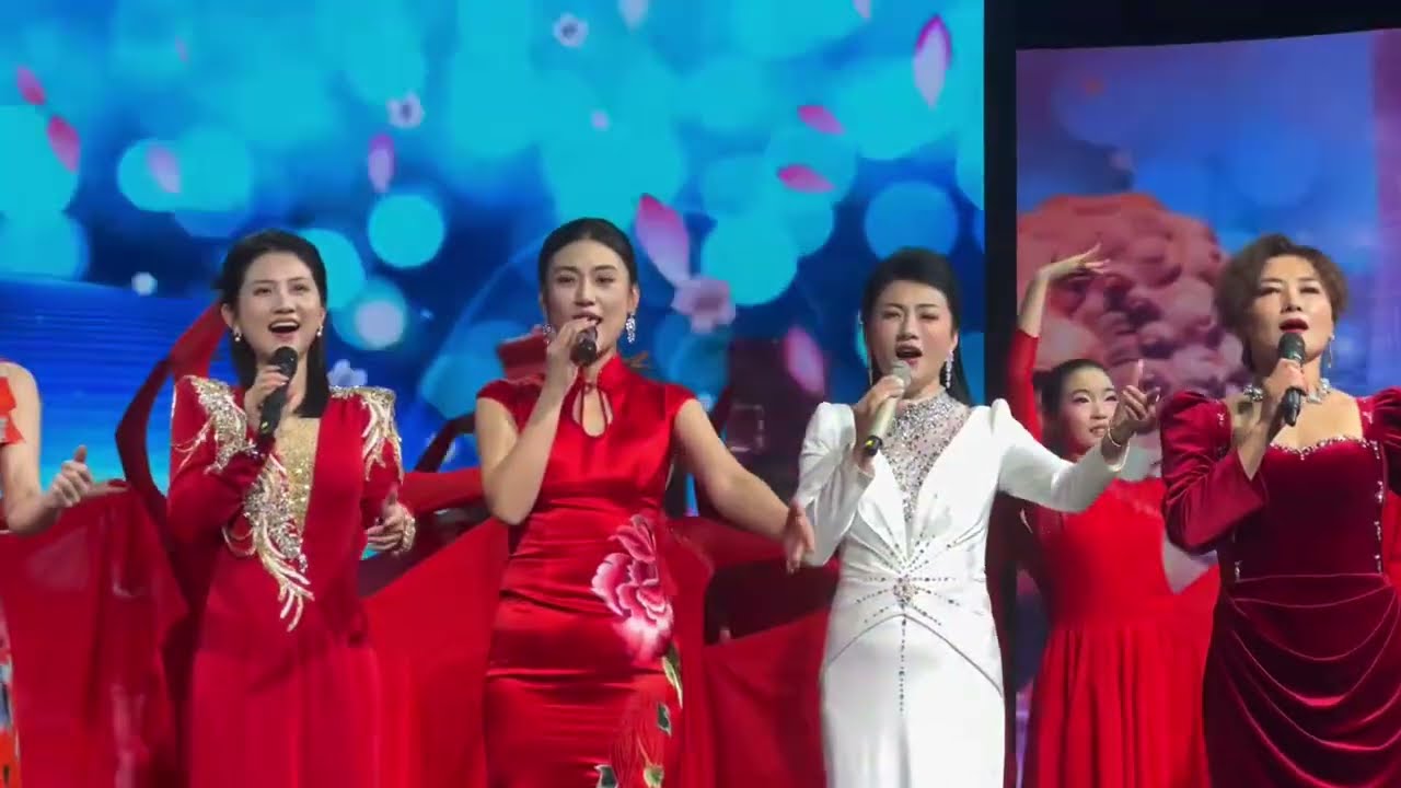 有幸与汤灿老师同台演唱《祝福祖国》🎊🎊🎊天南地北大联欢春晚录制圆满成功[庆祝]敬请期待🥰#祝福祖国强大