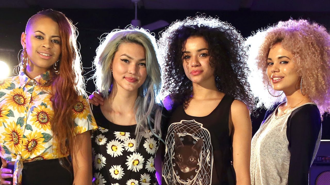 Neon Jungle sing 'Welcome to the Jungle' for KISS FM (UK)