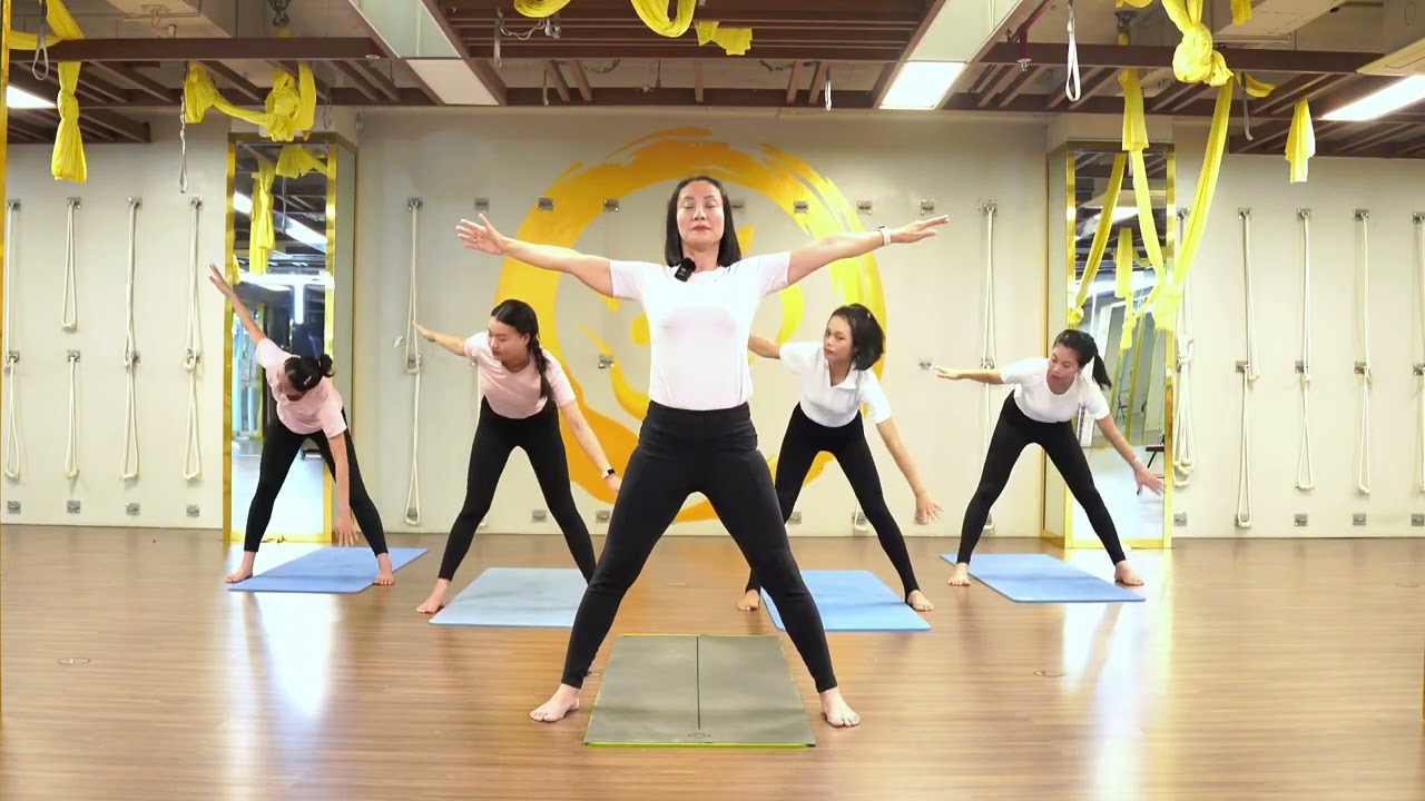 Bài tập 40 phút yoga cho ngày mới - BS Thái Hòa