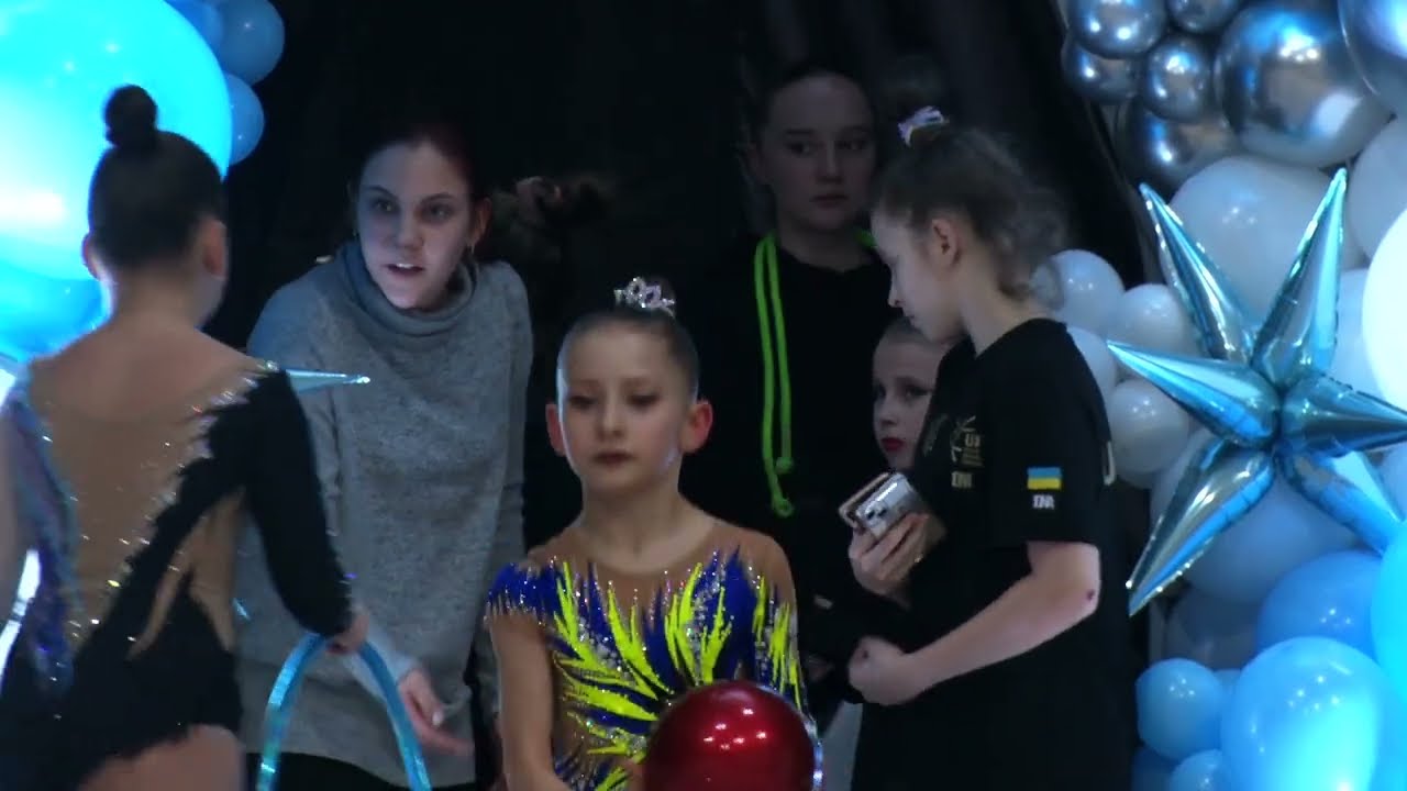 Алєксєєнко Яна 2016 м'яч