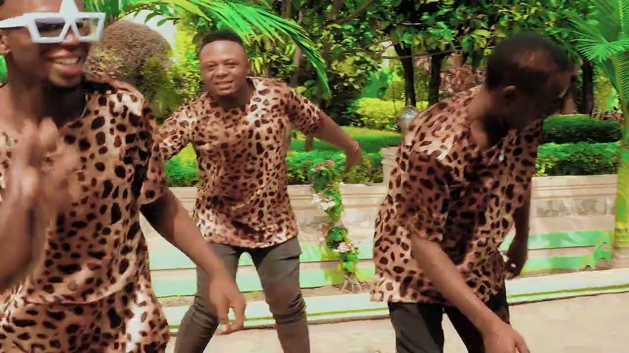 KAZI_YA_MUNGU_HAINA_MAKOSA_-_iropi moses DRC(official vidéo)+243891752003