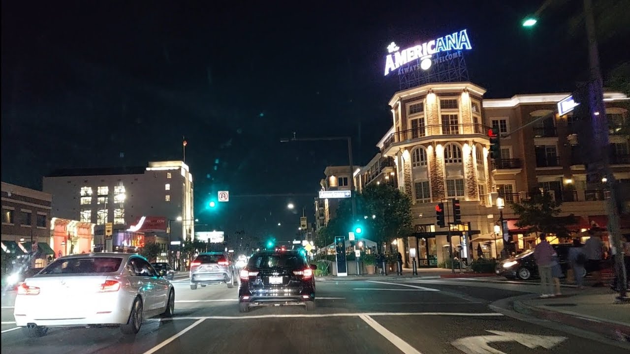 GLENDALE Driving Downtown Glendale California at Night (HD)