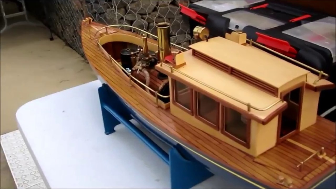 Model Steamboat Day ...SURREY PARK MODEL BOAT CLUB 2017