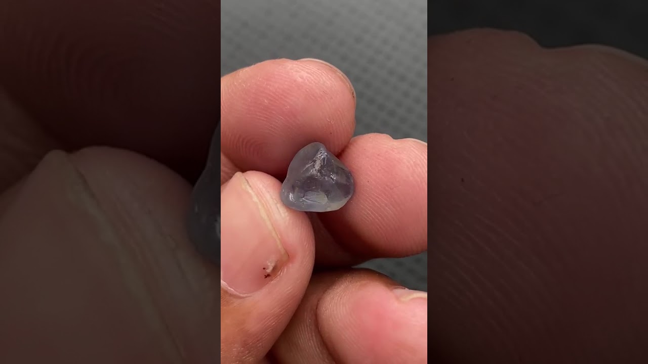 Natural Blue Sapphire 💙 | 5.00ct Eye Clean Pancy | Ceylon Gemstone