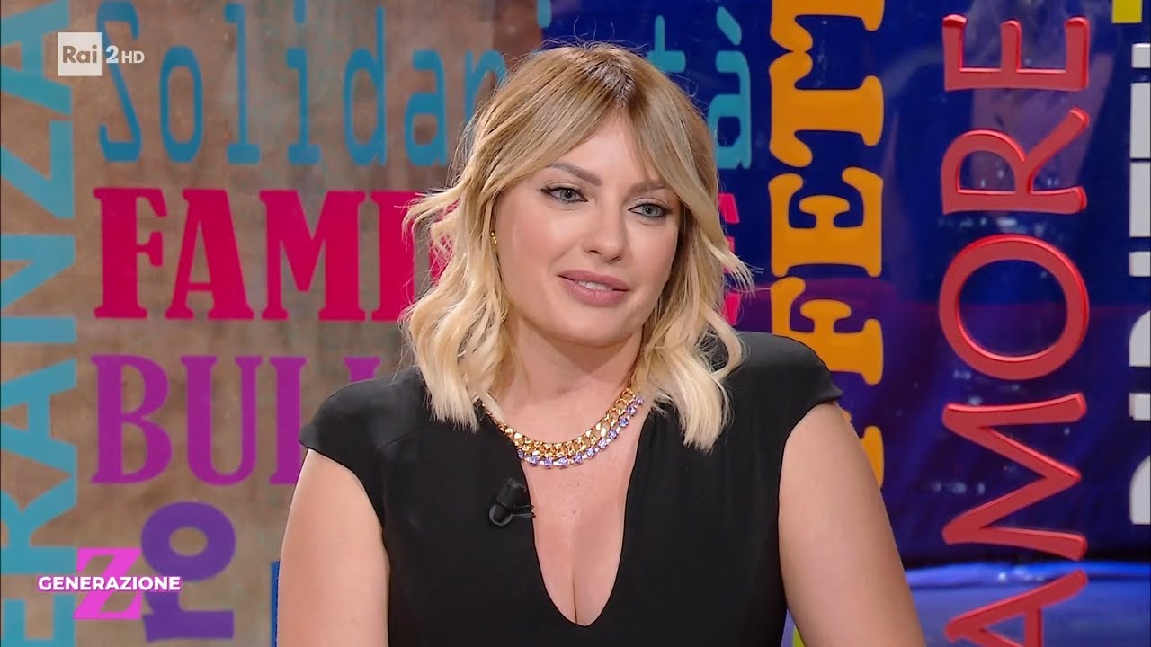 Manila Nazzaro: 