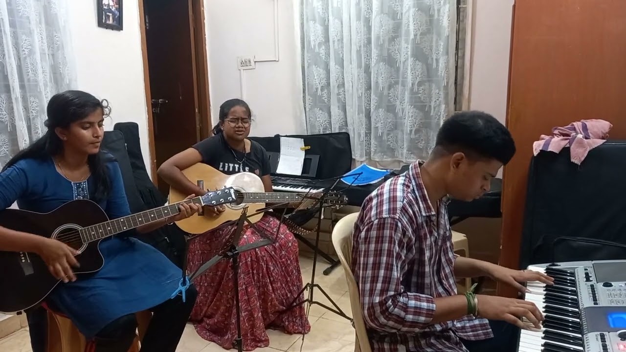 Senior students practice session in class