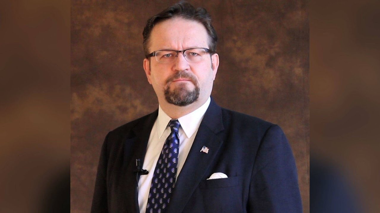 Is Trump Counterterrorism Aide Sebastian Gorka a Sworn Member of Hungarian Nazi-Allied Group?