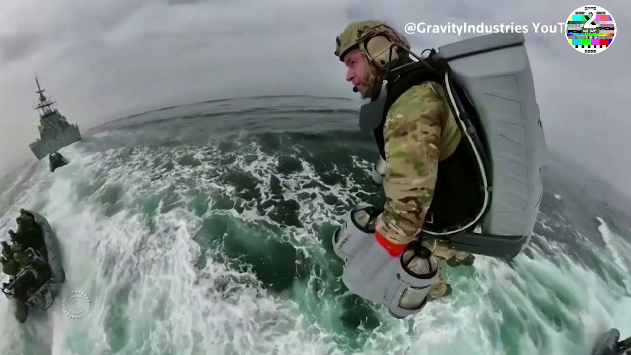 Британские морские пехотинцы испытали реактивный ранец