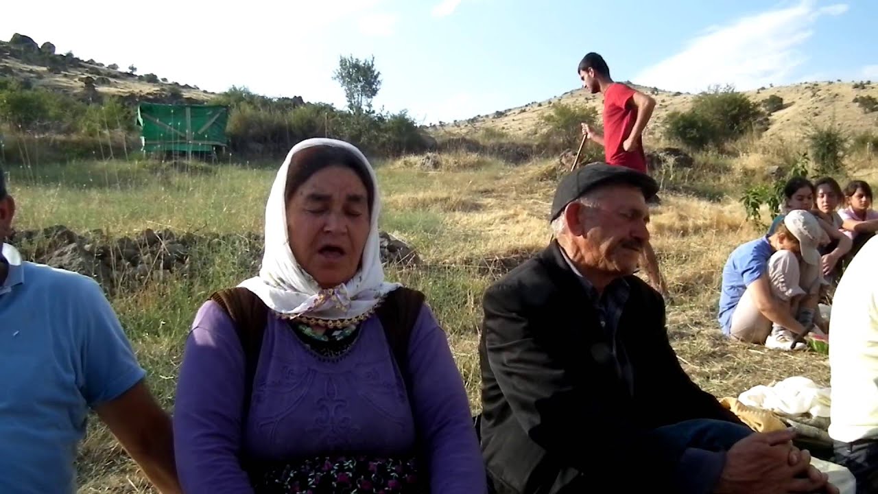 AYRILIK HASRETİ KAR ETTİ CANA - GELMEZ YOLA GİDİYORUM   TEKKE'Lİ FADİME ANA
