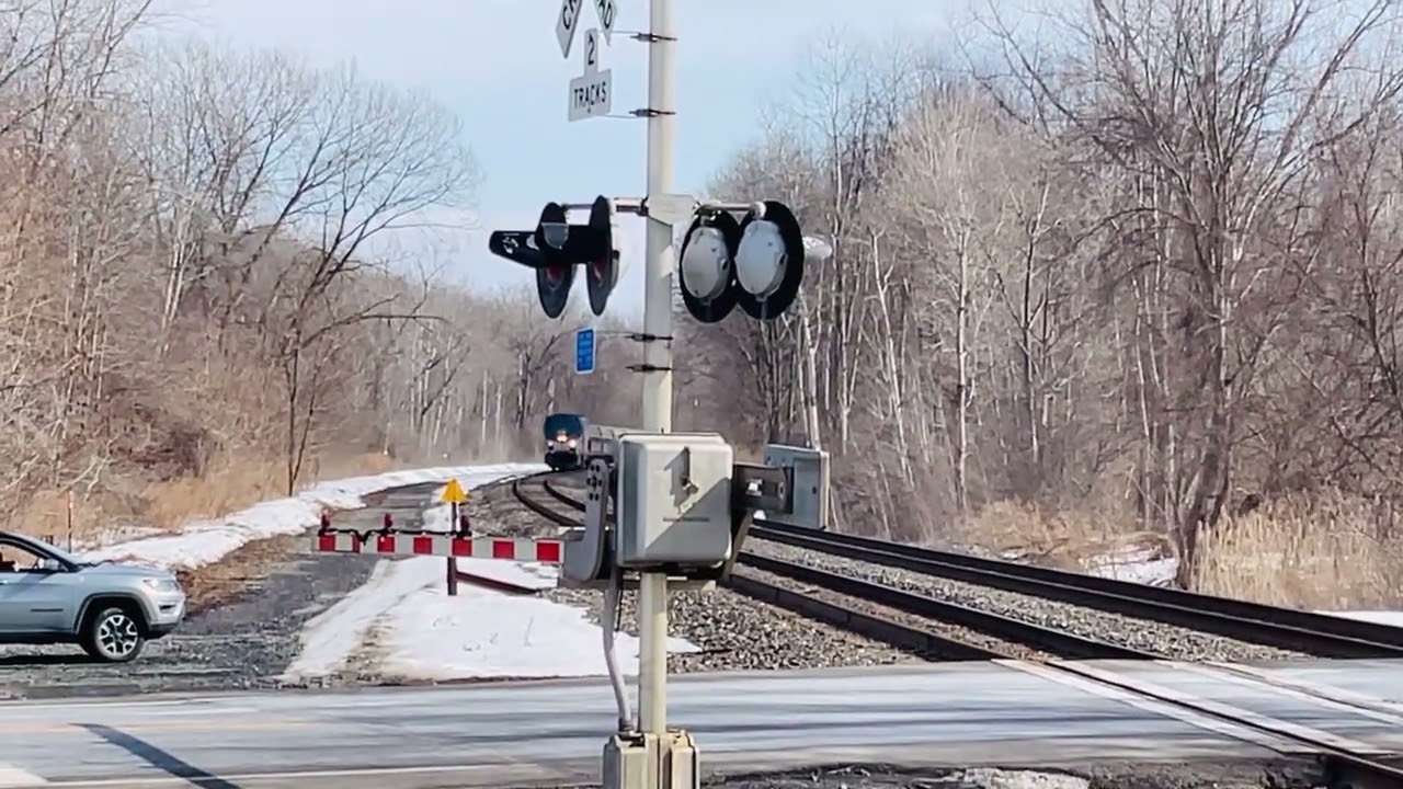 Amtrak 63 with 121 crossing pottery
