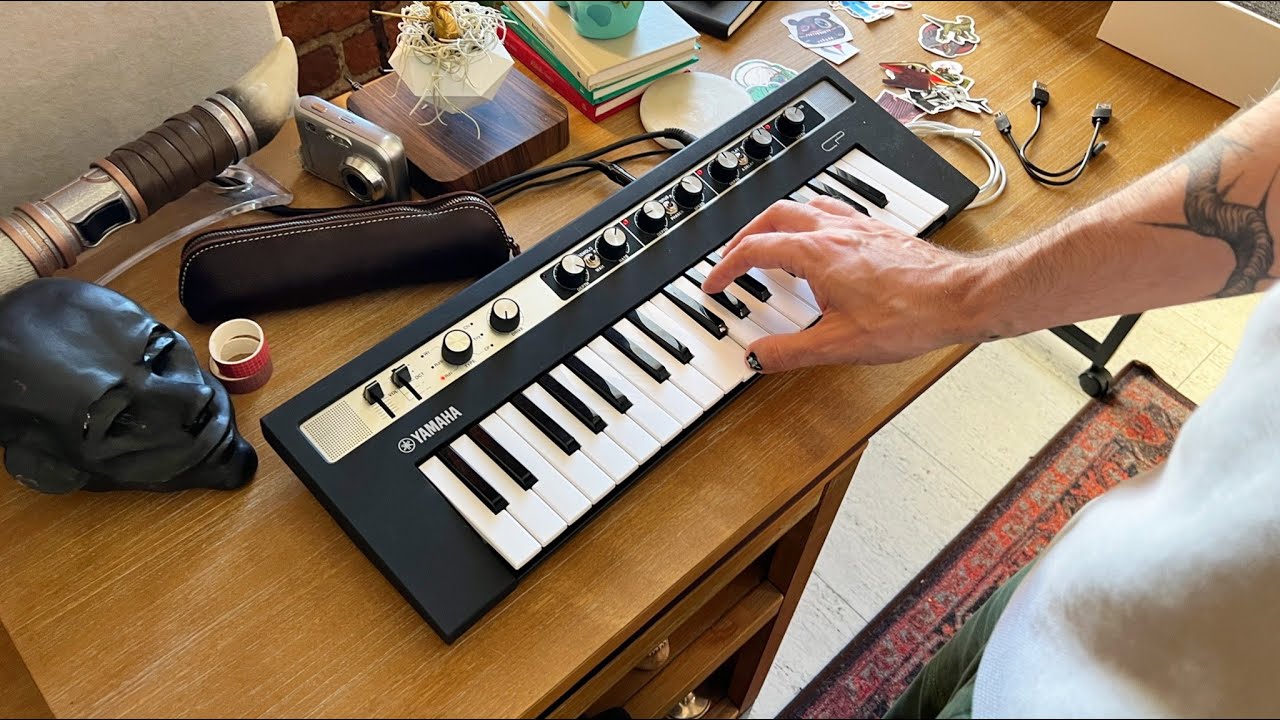 the yamaha reface cp is here!! new sample pack?? :)