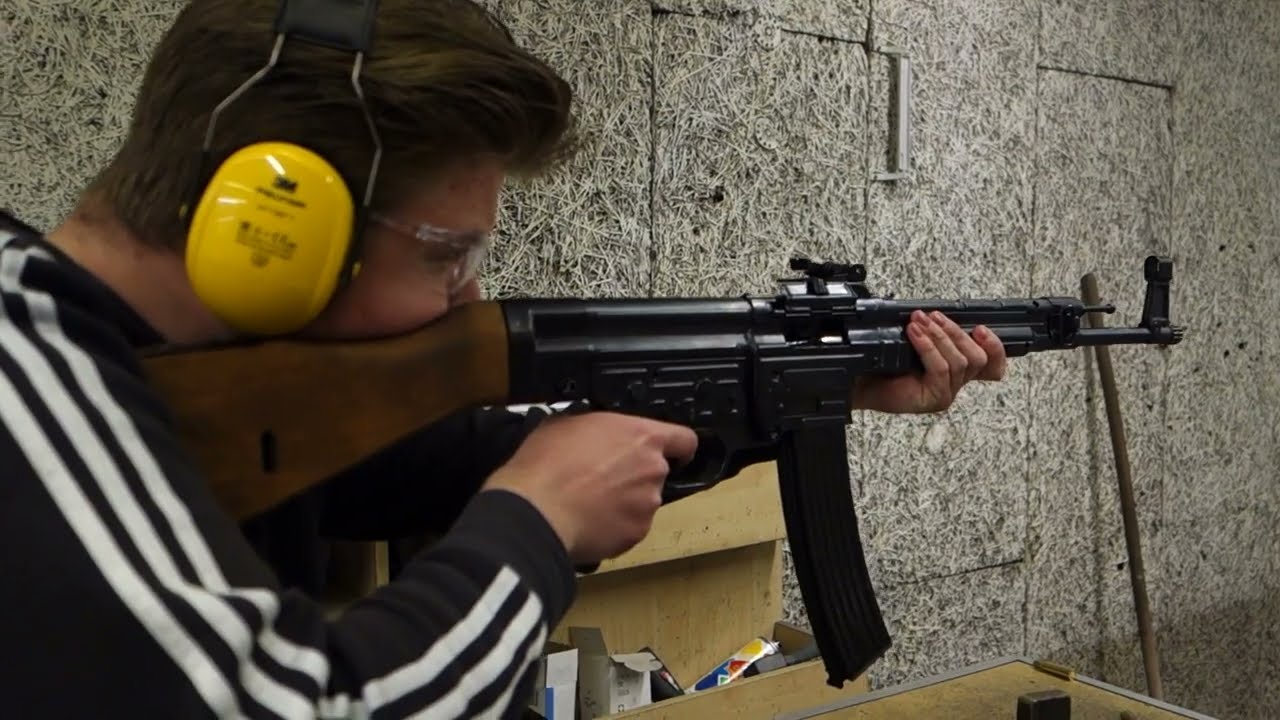 Sturmgewehr (STG-44)