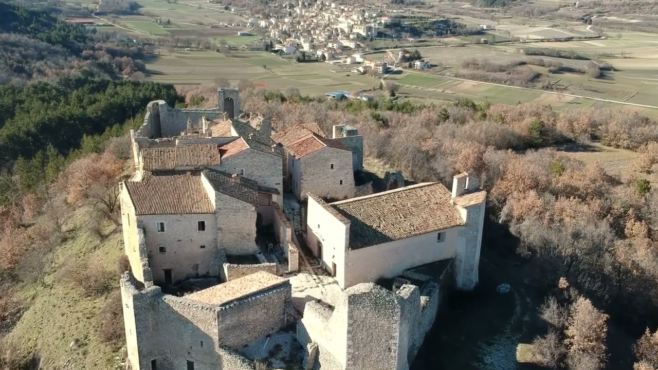 In volo sui castelli aquilani con il drone  | Parte 1