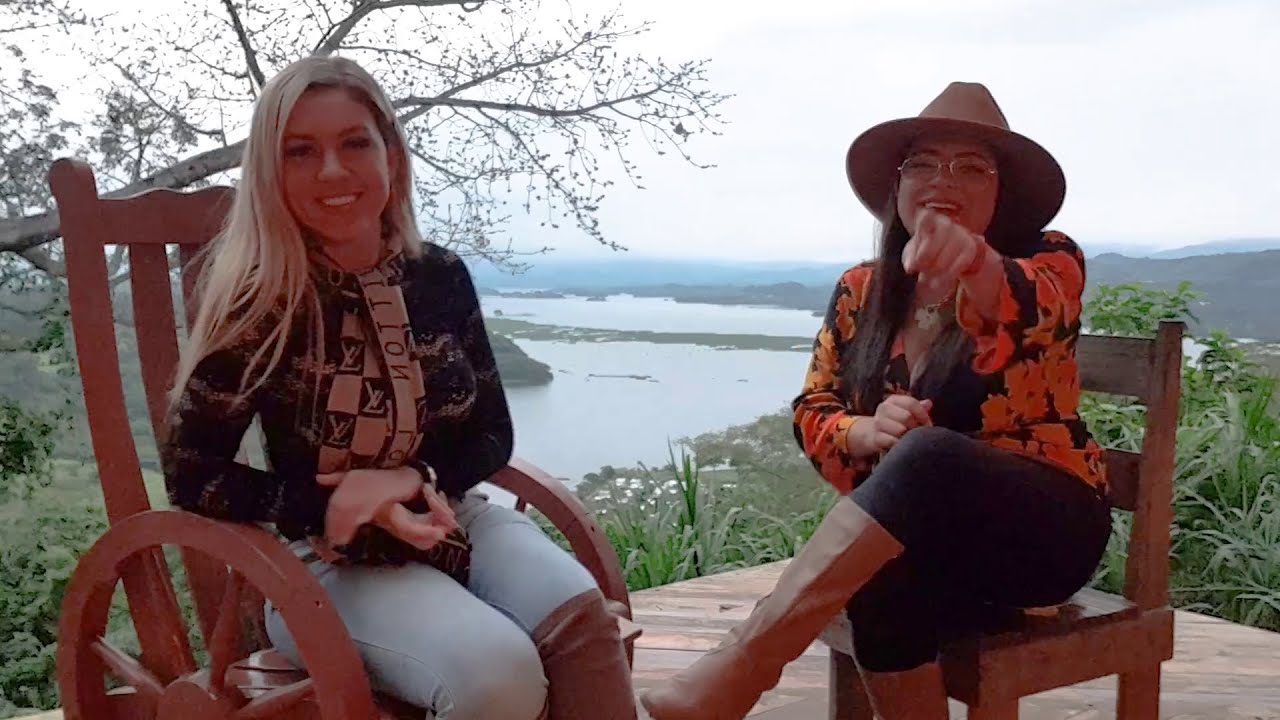 Viajando con Adrytrip 503 / Alejandra Arévalo