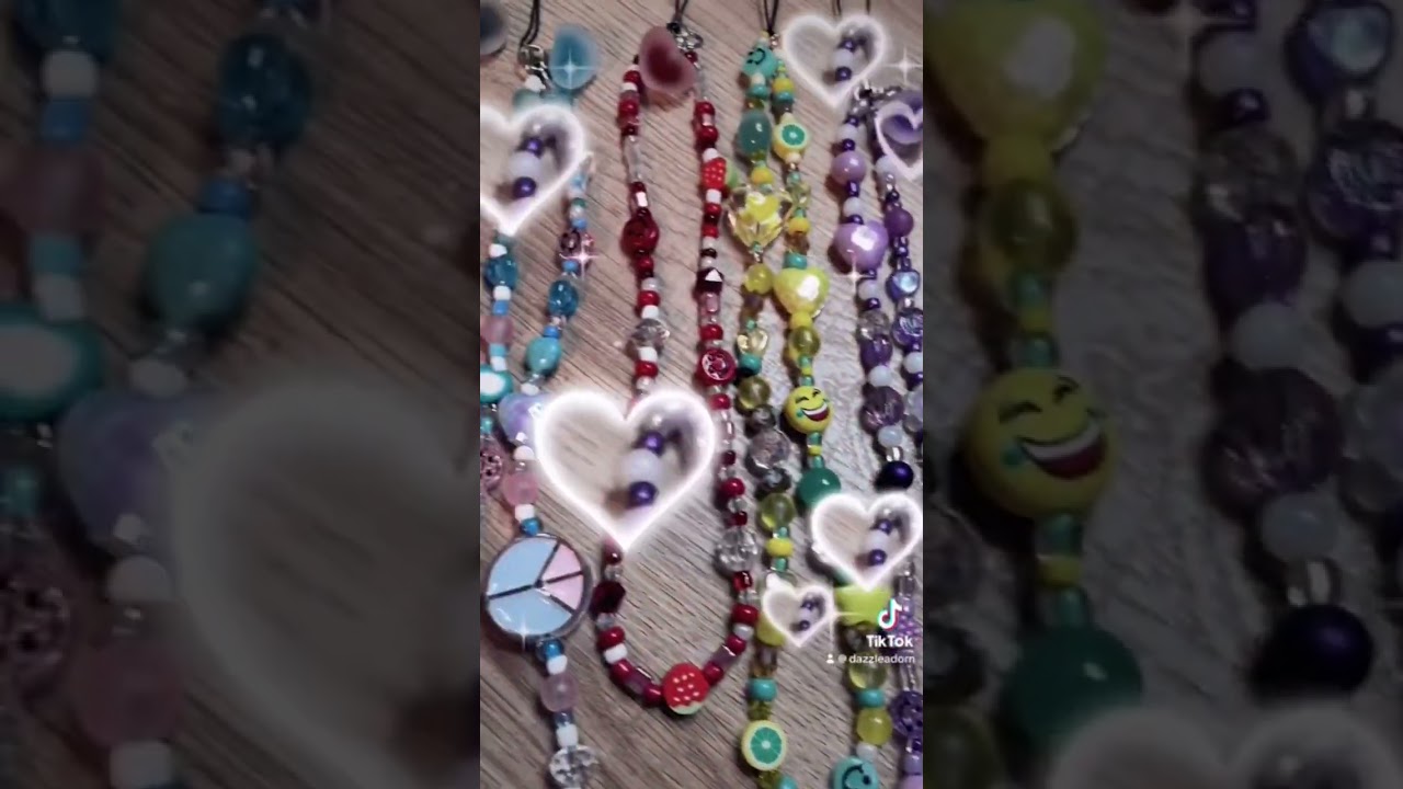 Cell phone Landyards #cellphonecharms #cellphonelandyards #crafts #handmadecraft #beadedcharms