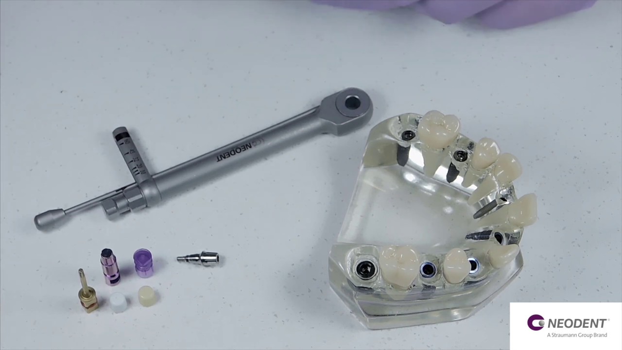 Pr&oacute;tesis unitarias cementadas: Mu&ntilde;&oacute;n universal click Neodent Grand Morse
