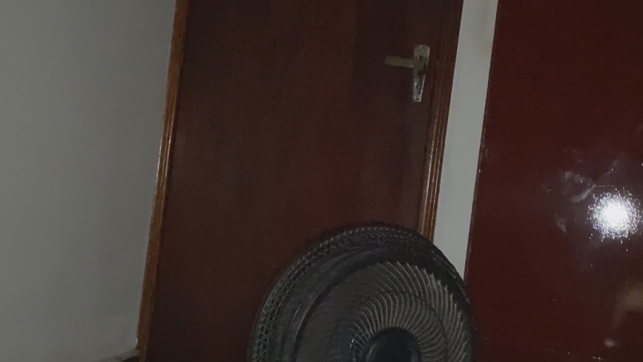 Joven queda paralizado ante presencia sobrenatural madrugada y video impacta vecinos