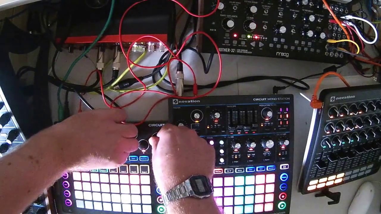 Novation Circuit x Mono Station Live Jam