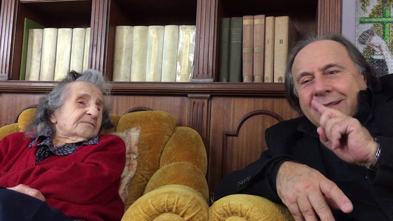 GLI AUGURI PER IL NUOVO ANNO DA PARTE DI NONNA ELENA CHE COMPIRA’ 104 ANNI IL 26 GENNAIO 2021