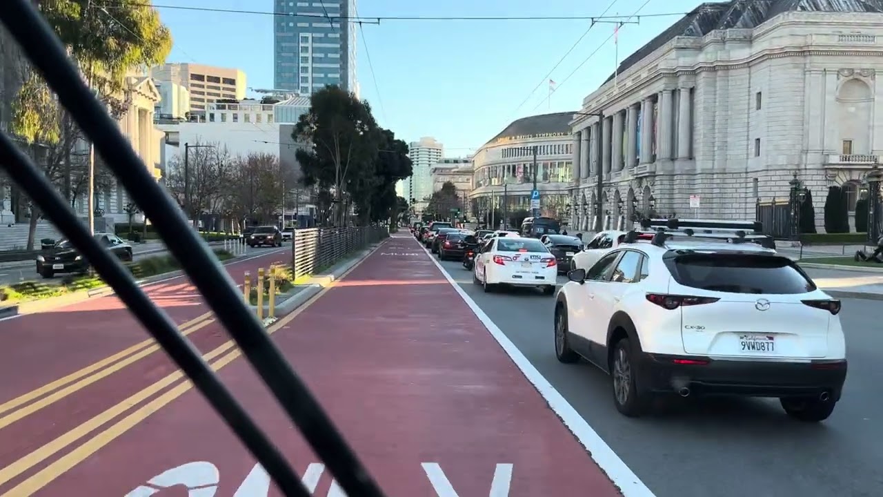Muni 49 bus PT1 Mcallister - Oak-Market!