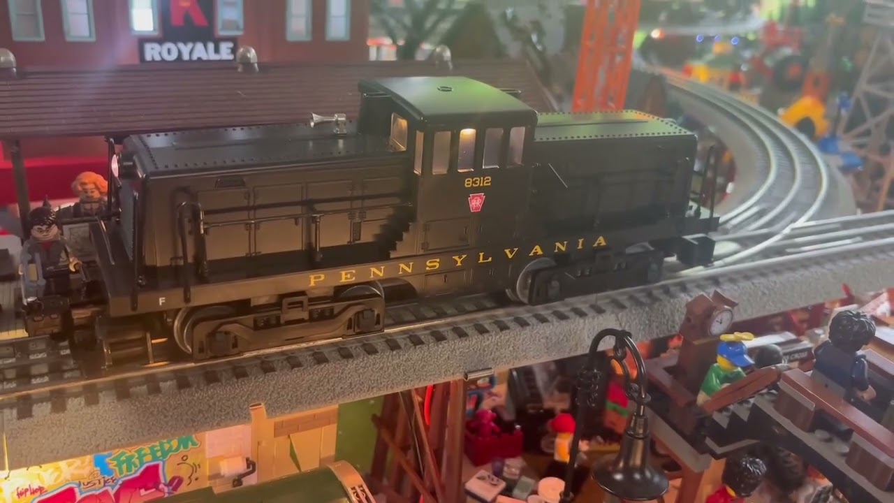 Lionel LionChief 5.0 w/remote! Pennsylvania 44 ton switcher (For Sale $200)