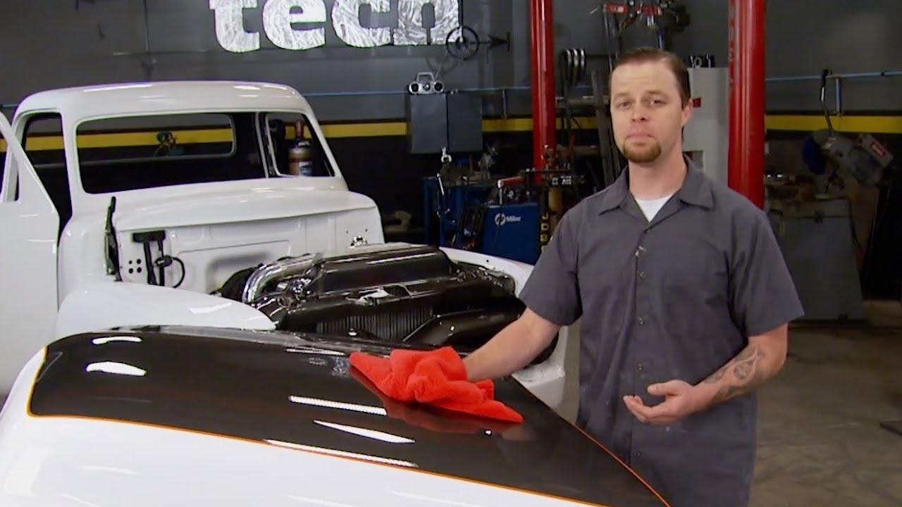 Cutting and Buffing to Create a Smooth as Glass Finish - Truck Tech S3, E15