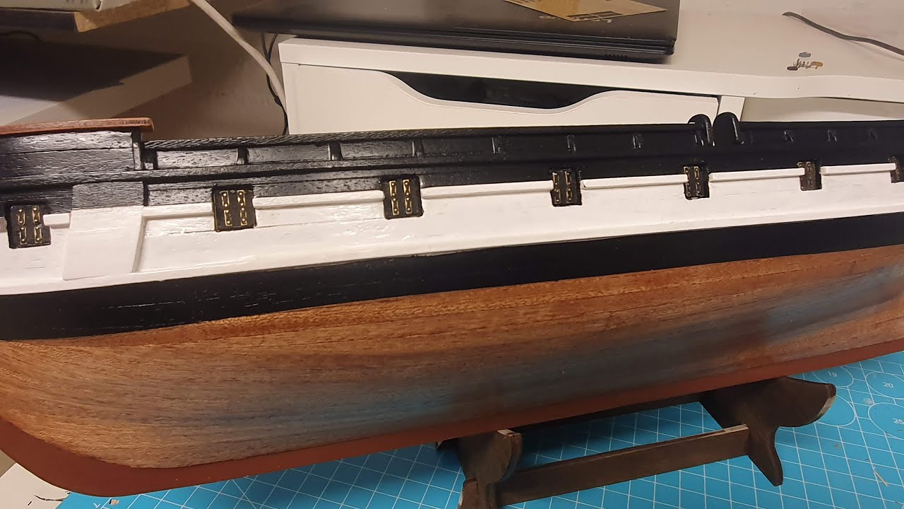 HMS Beagle Modell from OcCre Slideshow Part 2