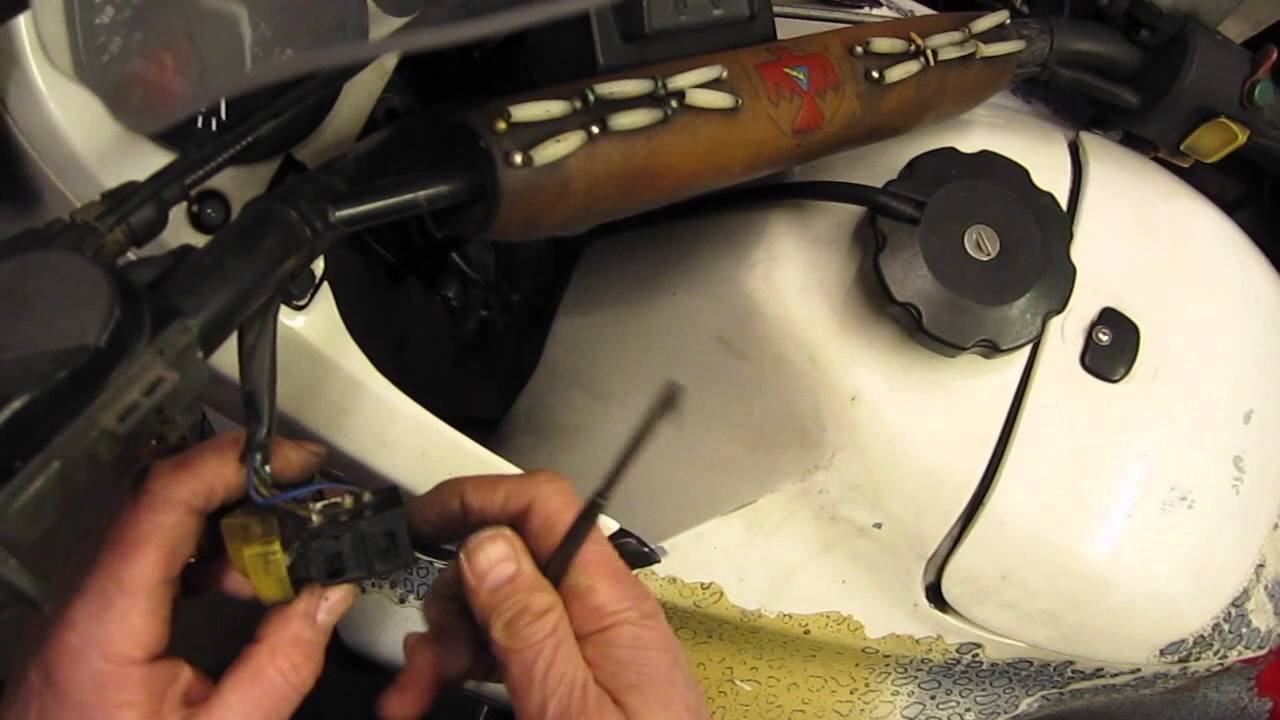 Cleaning My GS PD Handlebar Switch