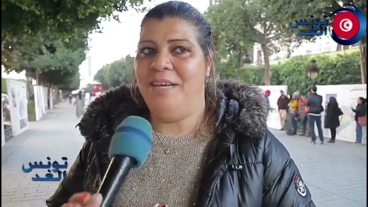 الشعب التونسي العظيم 😂😂 داخل في حيط  