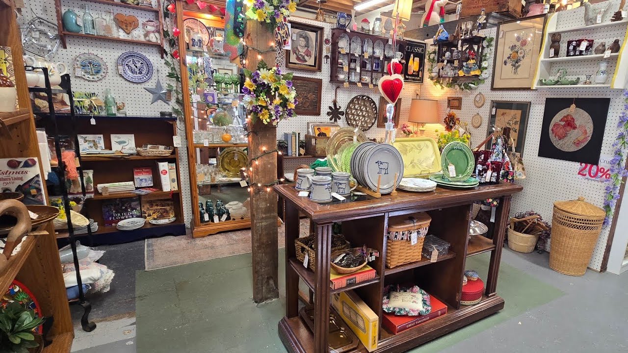 Vintage Crush Booth Tour & Shop Grey Barn Andover NJ|Antiquing & Thrifting Vintage Finds|We Ship 