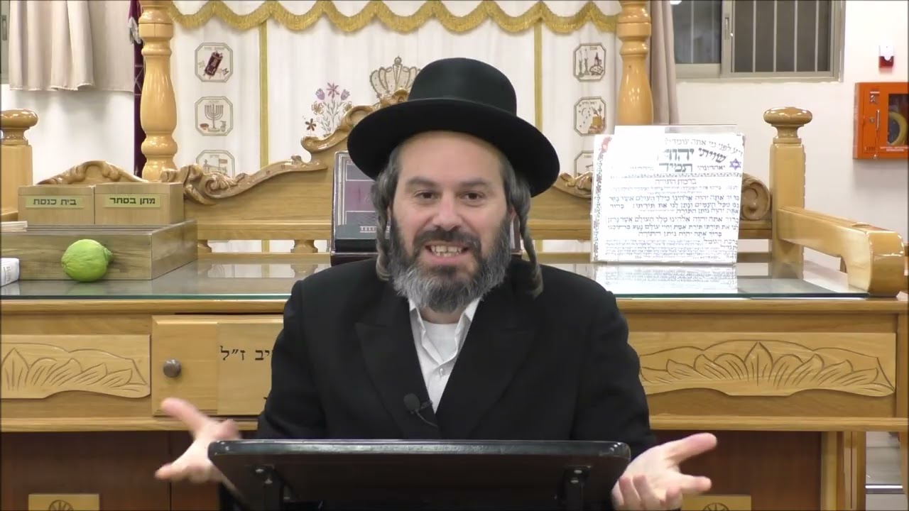 זמן הדלקת נרות חנוכה והחסרון לאותם מתפללים ערבית מפלג המנחה - הרב פנחס בוטרשוילי שליט