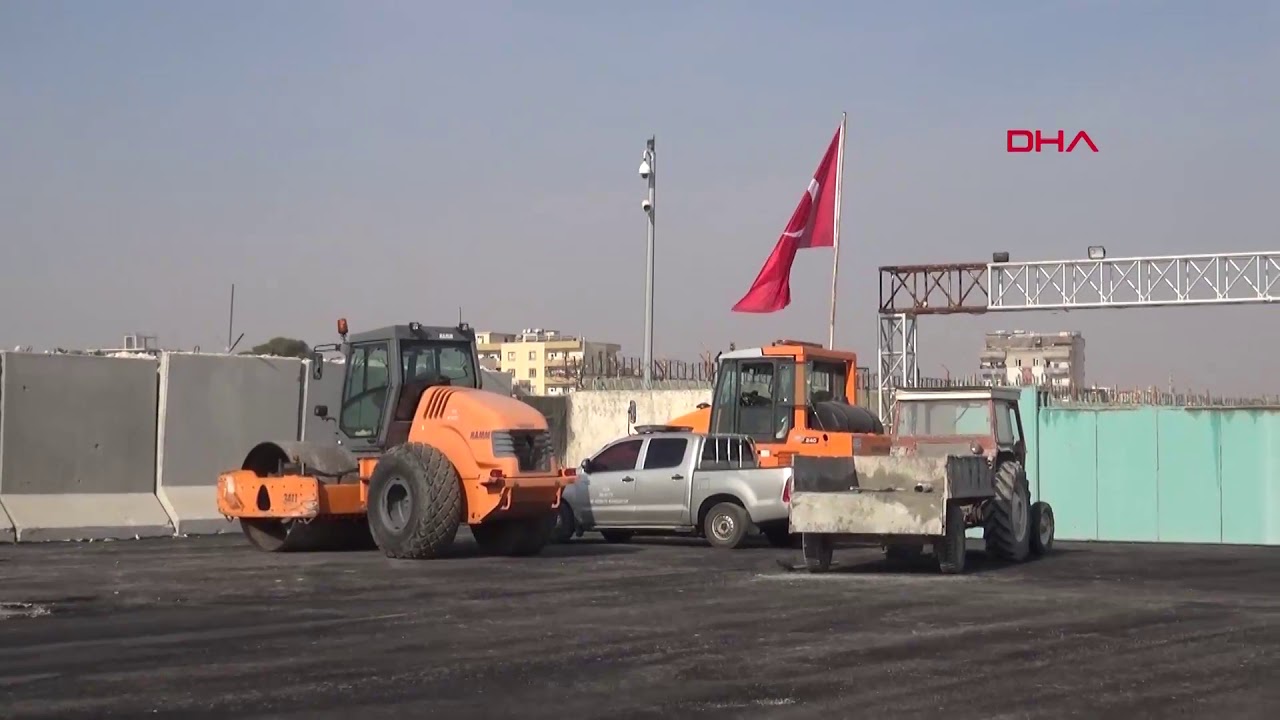 Akçakale Sınır Kapısı, insani yardım araçlarının geçişine açıldı