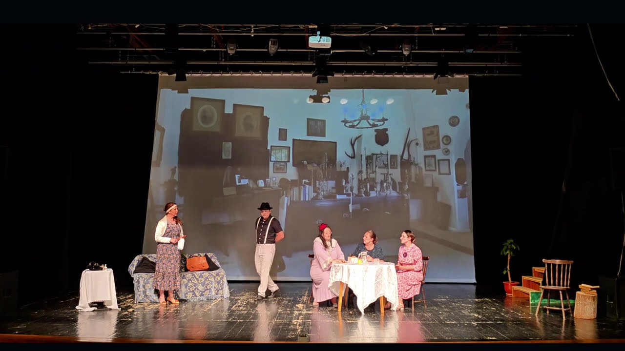 Gaitele - spectacol de Teatru Qfeel Brasov