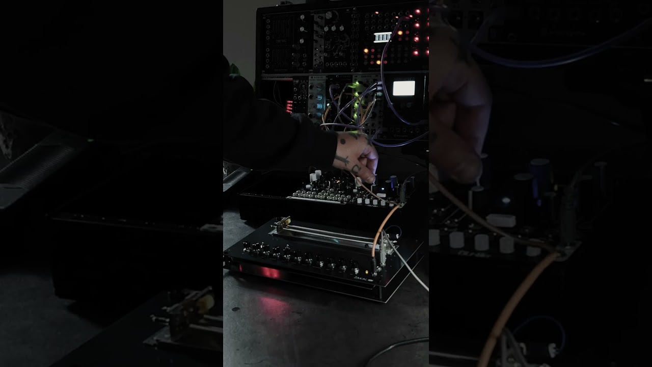 JAM! Colossus Audio - Zakal Resonant Feedback Instrument