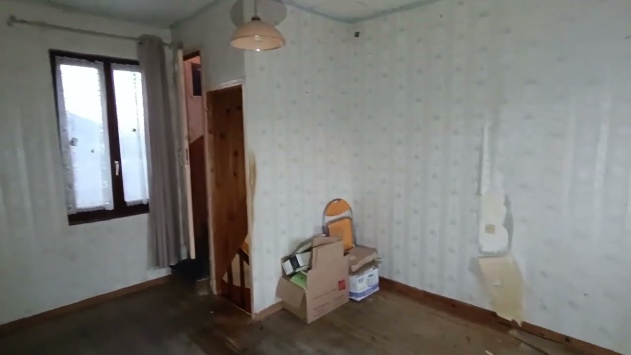 Maison à rénover 2 chambres St Pierre 99.900€/HAI