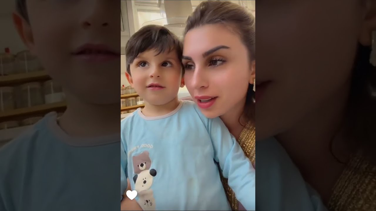 وأخيرا ريتشو قرر يعض إذن دانا 🤣 ننوش وأمي رح نحضر طبخة حلبية بتشهي لفطور رمضان مع حماتي حياتي 😍