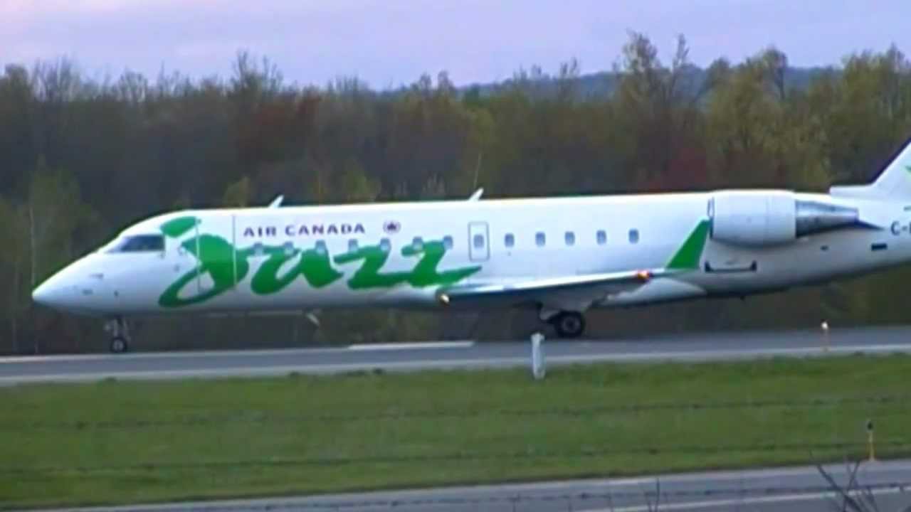 Close-up Air Canada Jazz CRJ-100 Takeoff!